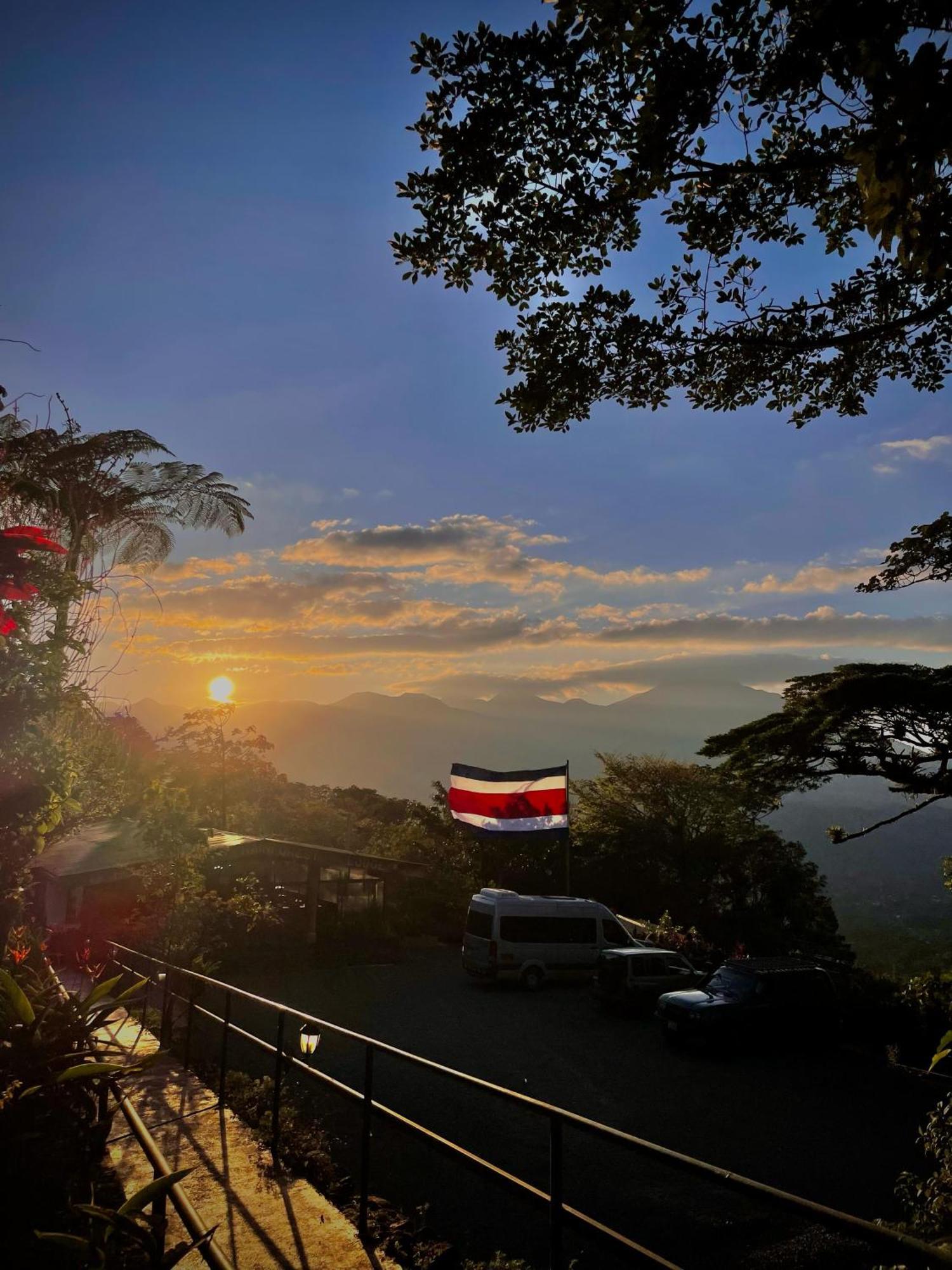 Heliconias Rainforest Lodge 비자구아 외부 사진