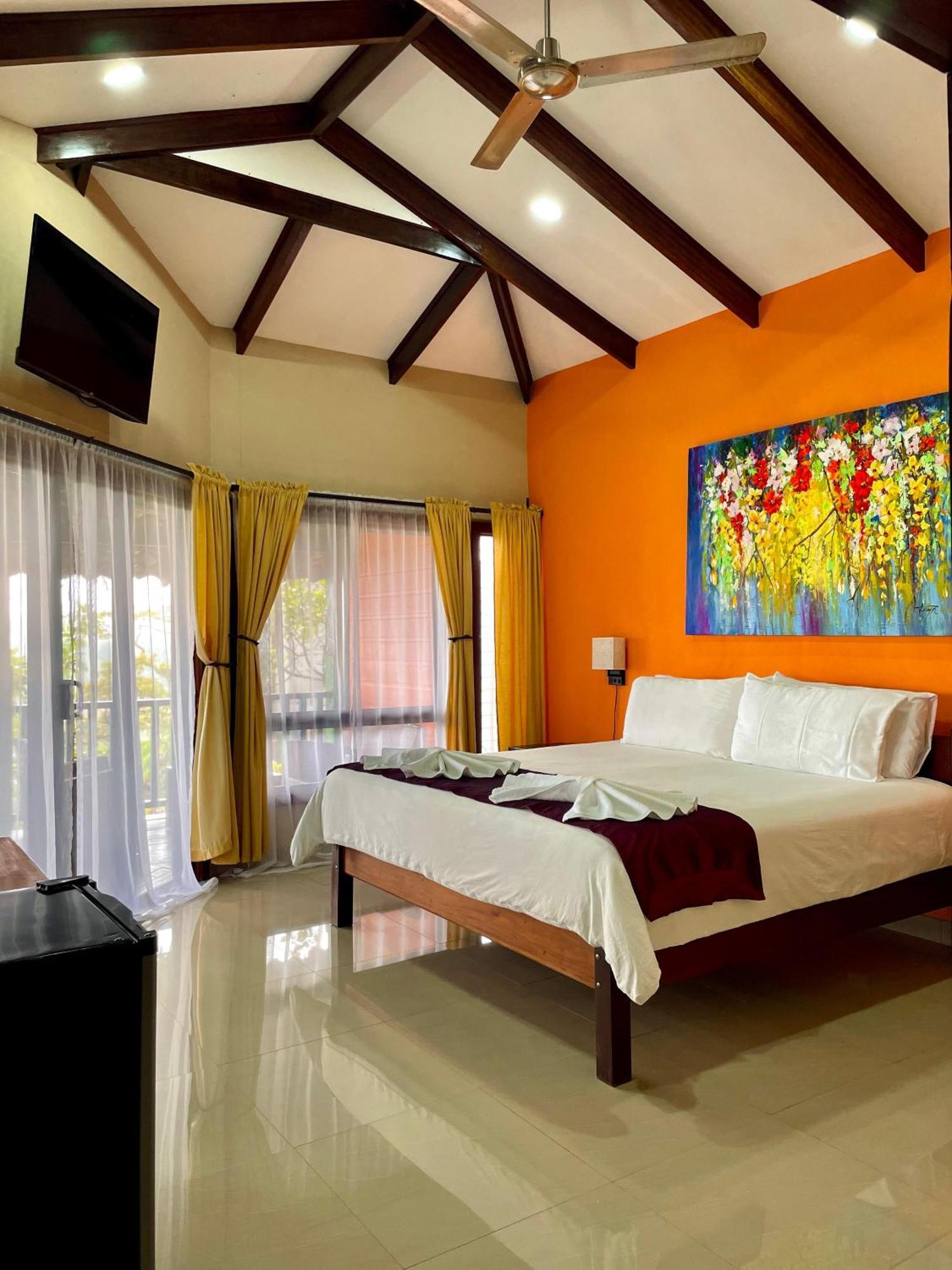 Heliconias Rainforest Lodge 비자구아 외부 사진