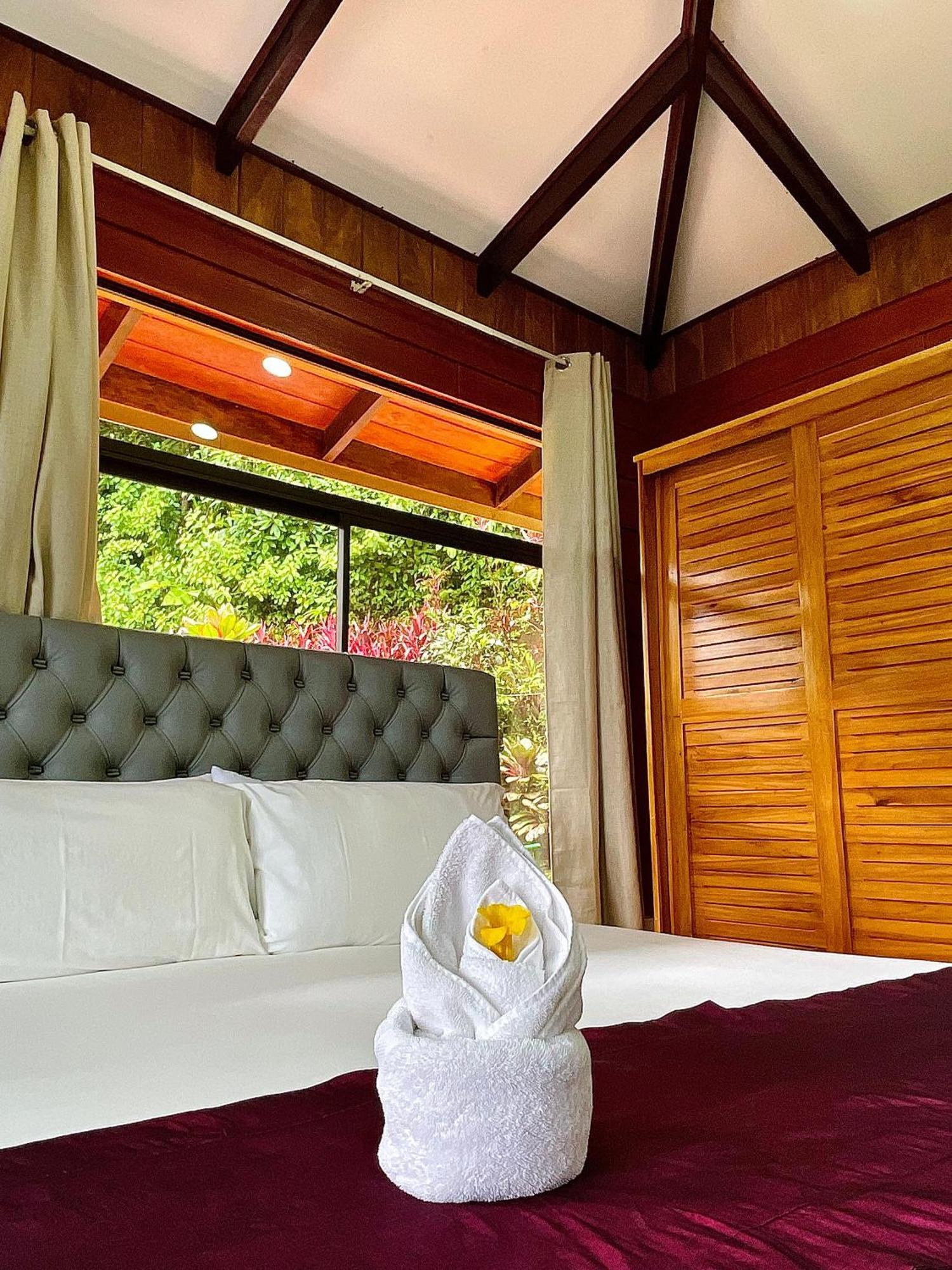 Heliconias Rainforest Lodge 비자구아 외부 사진